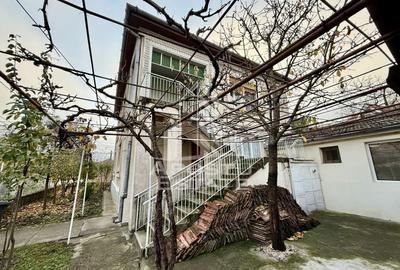 Casa individuala cu 2 fronturi stradale, teren 480mp, zona Crisan - 1