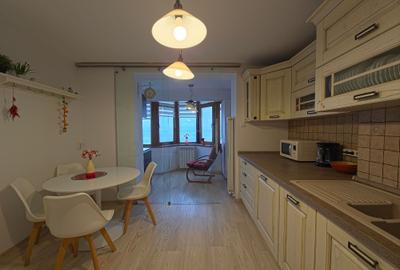 Faleza Nord 3 camere vedere la mare loc de parcare termen lung - 20