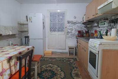 Casa 4 camere mobilate, garaj mare, gradina si atelier, Resita, zona Muncitoresc - 3
