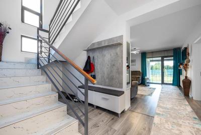 Casă cu 5 camere cu Teren 532 Mp în Crevedia - 3