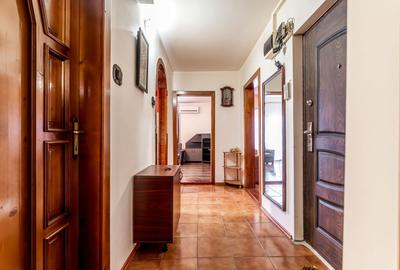 Apartament cu 3 camere decomandat în Alfa - 3
