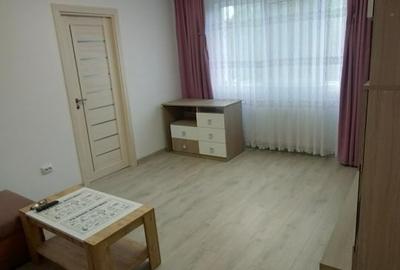 Apartament cu 2 camere semidecomandat, mobilat în Vest - 2