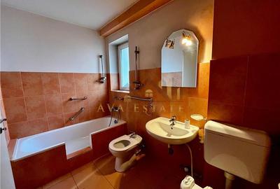 Apartament cu 4 camere semidecomandat în Punctele Cardinale - 13