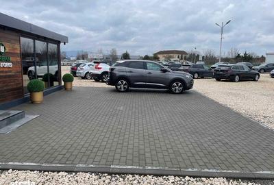 Teren de 2500 mp, în Central - 5