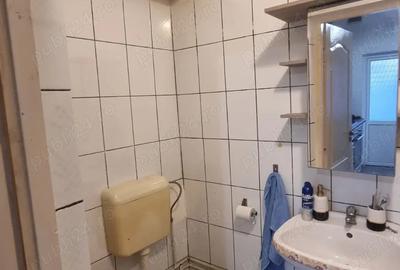 Garsonieră decomandată, mobilată în Complex Studențesc