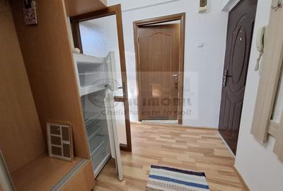 Garsoniera mobilata si utilata de inchiriat in Iasi, zona Granit Garsoniera mobilata si utilata de inchiriat in Iasi, zona Granit - 9