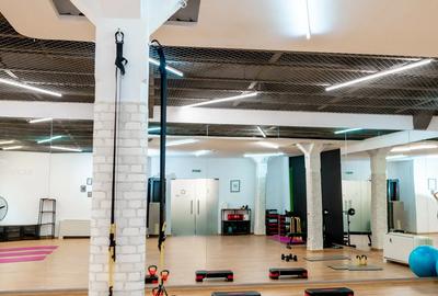 Spațiu comercial, de 180 mp, în Central - 7