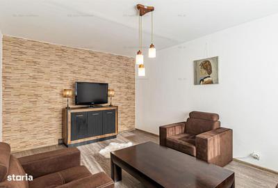 Apartament cu 3 camere decomandat în Răcădău