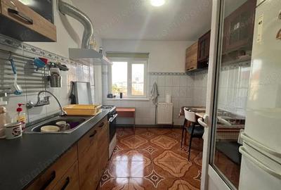 Apartament cu 2 camere decomandat în Bucovina