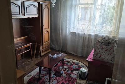 Vand apartament cu 3 camere + balcon - 9