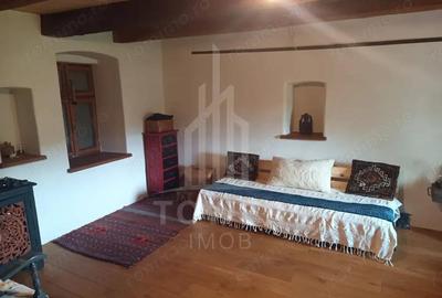 Casa Saseasca de vanzare in Somartin / Comision O % - 4