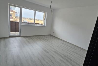 Apartament cu 2 camere decomandat în Sânpetru - 9