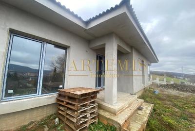 Casă individuală cu 4 camere cu Canalizare în Nord-Vest - 8