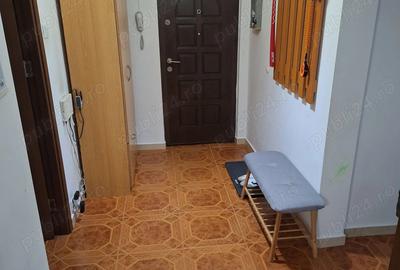Apartament 3 camere de vanzare in zona Doamna Ghica (str. Pancota) etaj 1 8 78mp - 3