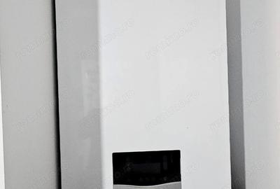 Vila cocheta prevazuta cu garaj si 500 mp teren,com.Alexandru cel Bun - 12