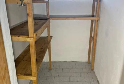 Casă cu 3 camere cu Teren 663 Mp în Golești - 5