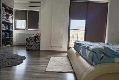 Casă cu Teren 122 Mp în Central - 1