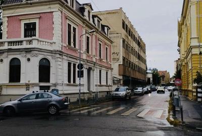 Casă individuală cu 9 camere cu Canalizare în Unirii - 12