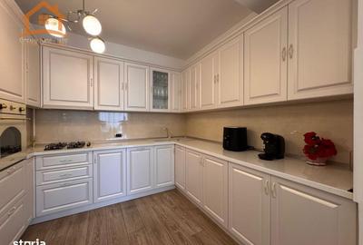 Apartament cu 3 camere decomandat în Central - 1