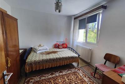 Apartament cu 2 camere decomandat în Titan - 9