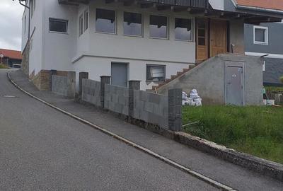 Casă cu Teren 90 Mp în Central
