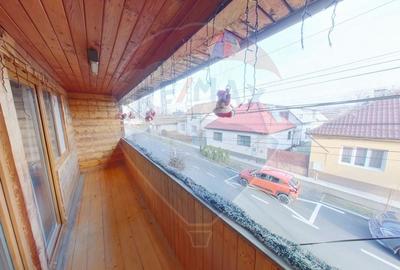 Casă cu 6 camere cu Teren 551 Mp în Vest - 11