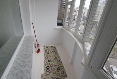 Inchiriez apartament central 2 camere - 15
