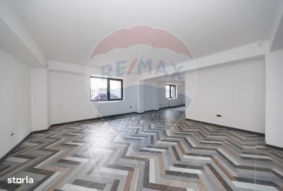 Spațiu comercial, de 118 mp, în 13 Decembrie - 7