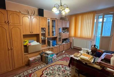 Direct proprietar - vand ap 3 cam decomandat, et 2 10, bloc anvelopat, an 1975 Toporasi-Giurgiului - 4