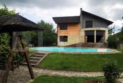 Casă cu 5 camere cu Teren 1900 Mp în Dâmbovița - 3