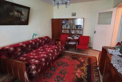 De vanzare apartament 3 camere, Viziru I, decomandat, etaj 5 10 - 4