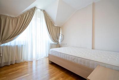 Vila Grigorescu, 4 camere, 3 bai, la asfalt, - 18