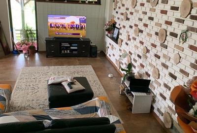 Casă cu Teren 1200 Mp în Calea Moldovei - 2