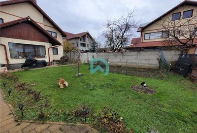 Casă individuală cu 6 camere cu Garaj în Tractorul - 18