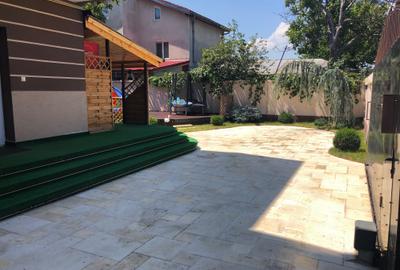 Casă individuală cu 7 camere cu Canalizare în Apărătorii Patriei - 2
