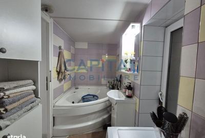Casă cu 4 camere cu Teren 250 Mp în Central - 13