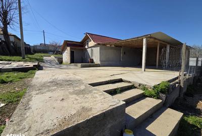 Casă cu 3 camere decomandat cu Teren 1020 Mp în Somova - 2