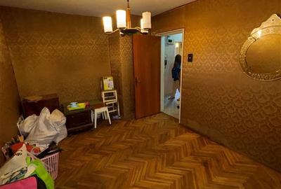 Apartament cu 3 camere decomandat în Berceni - 2