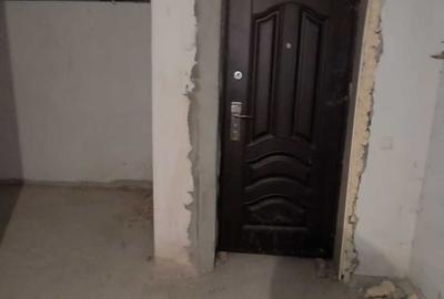 Casă în Central