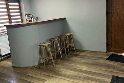 Spațiu comercial, de 40 mp, în Central - 3