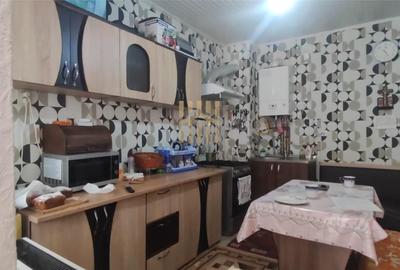 Casă cu 3 camere cu Teren 1790 Mp în Filipeștii de Pădure