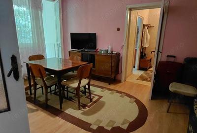 Apartament cu 2 camere semidecomandat în Țiglina 1