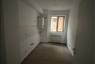 Apartament cu 3 camere decomandat în Băneasa - 6