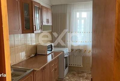 Apartament cu 2 camere decomandat în Frații Golești