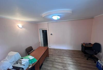 Spațiu comercial, de 23 mp, în Central - 2