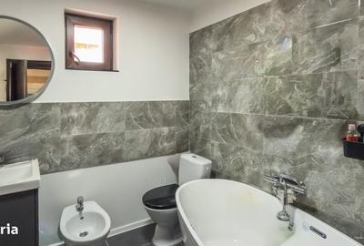Casă cu 4 camere cu Teren 400 Mp în Central