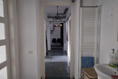 Spațiu comercial, de 70 mp, în Ultracentral