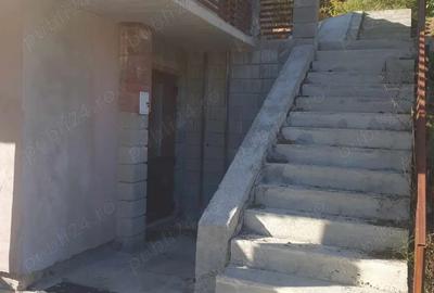 Casă cu 5 camere în Agăș - 5