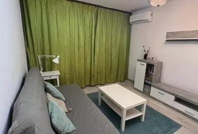 Garsonieră decomandată, mobilată în Gorjului