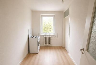 Apartament cu 3 camere semidecomandat în Aradului - 8